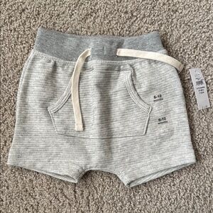 NWT Gap Gray Baby Bottoms (6-12months)